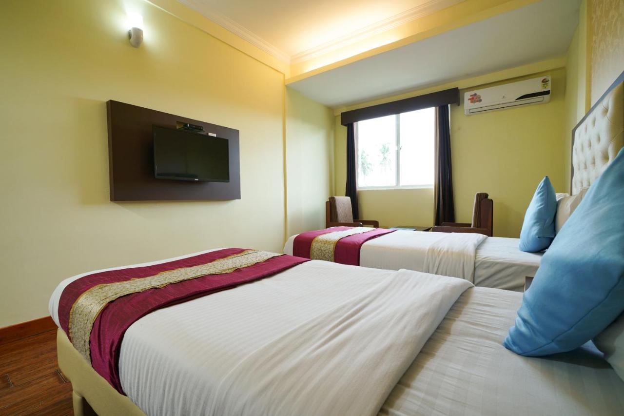 Oyo 1684 Hotel Malabar Inn Кожикоде Екстер'єр фото
