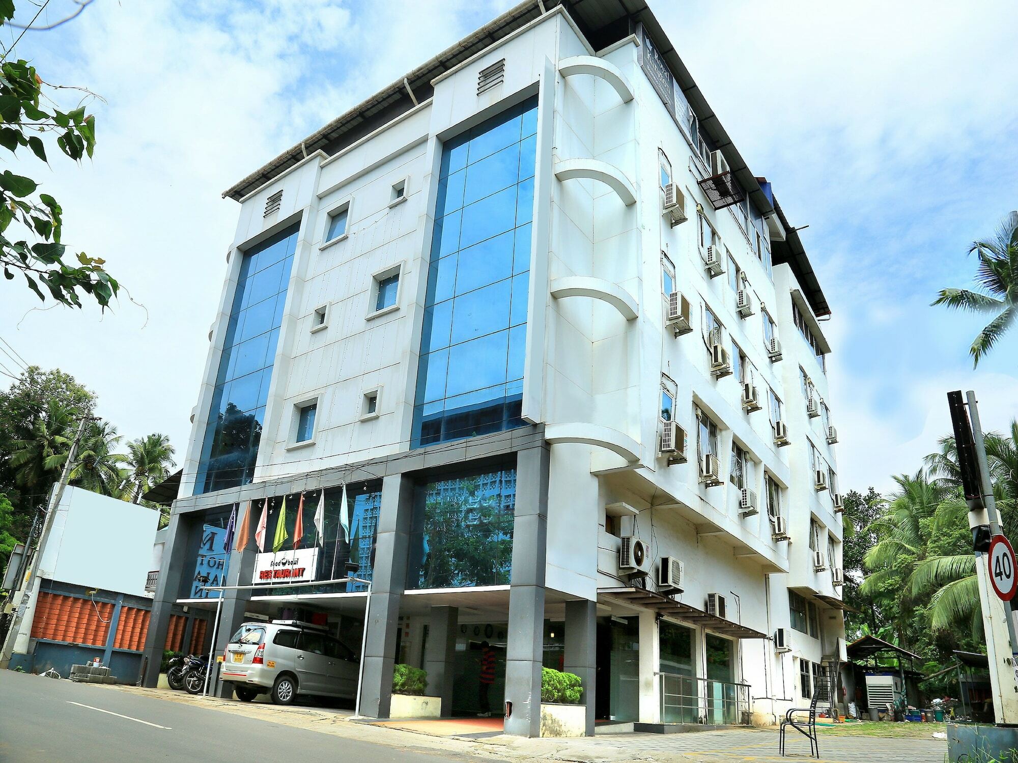 Oyo 1684 Hotel Malabar Inn Кожикоде Екстер'єр фото